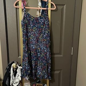 Floral old navy dress!!